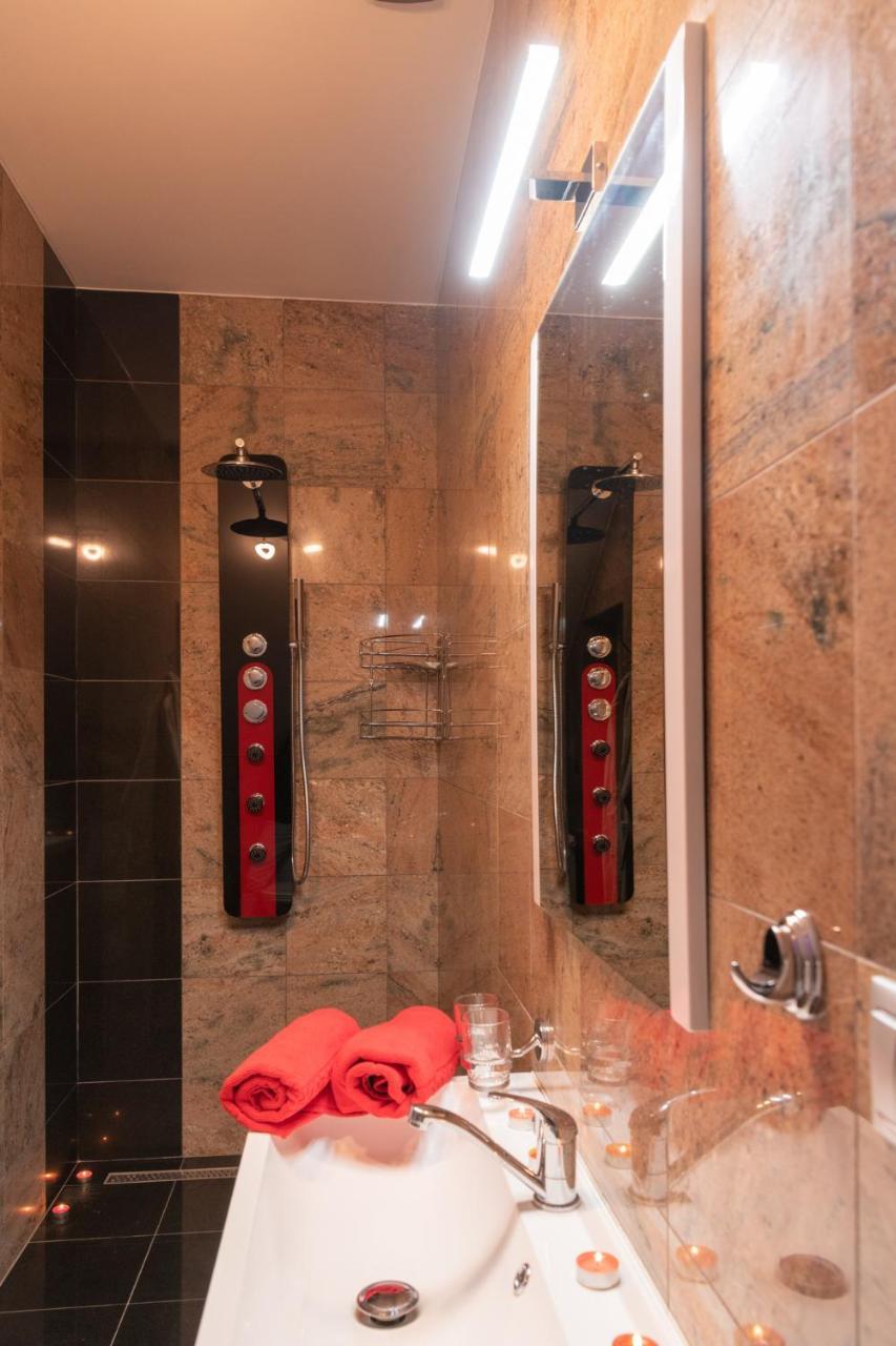 Romanticky Wellness Suite Hotel Heinz Dobris Exterior foto